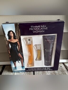 Provocative Woman Gift Set by Elizabeth Arden EDPs Body Lotion Brand New In Box